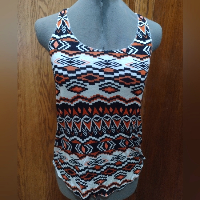 Patterned Mudd Tank Top Small